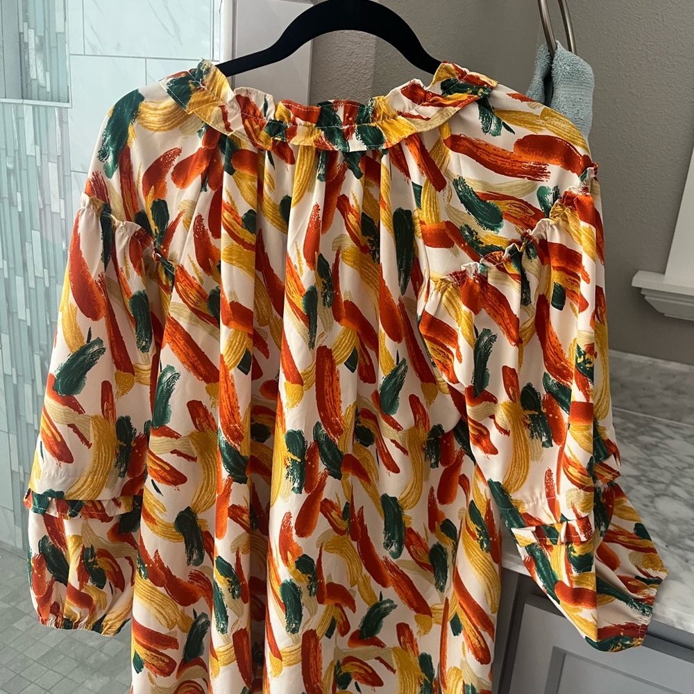 Umgee Women's Colorful Brushstroke Blouse - Picture 2 of 3